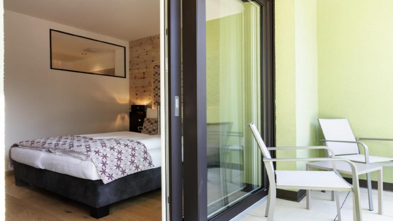 Cityhotel Goldener Adler B&B Chiusa Esterno foto