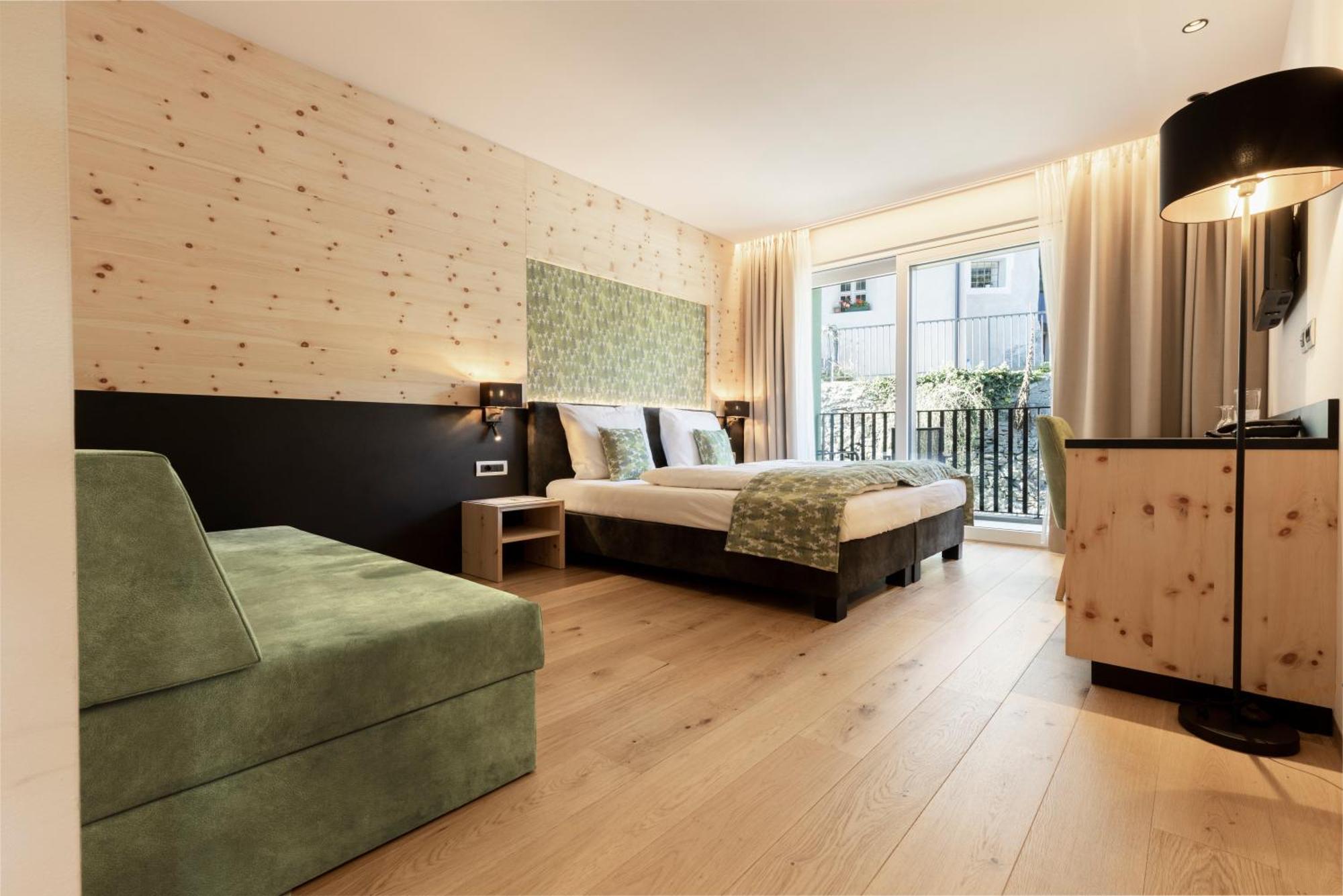 Cityhotel Goldener Adler B&B Chiusa Esterno foto