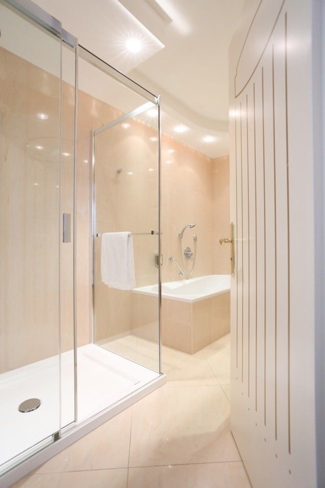 Cityhotel Goldener Adler B&B Chiusa Esterno foto